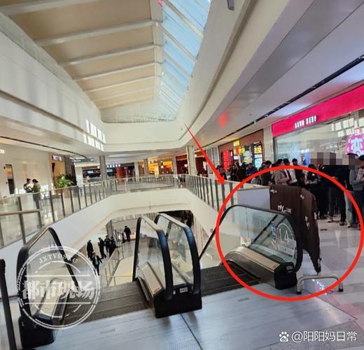21岁女子从30楼坠亡,21岁女子从30楼坠亡视频